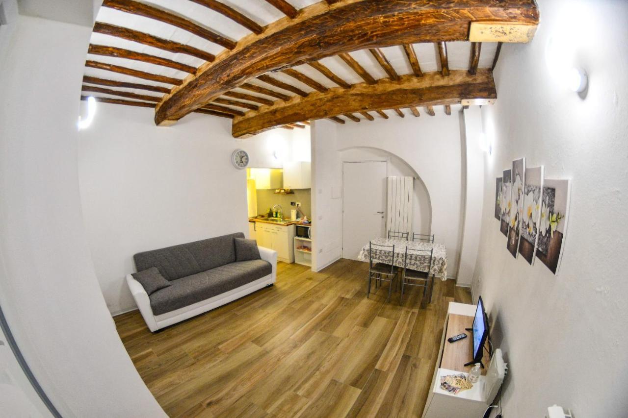 Ferienwohnung A Casa Di Silvia Foligno Exterior foto
